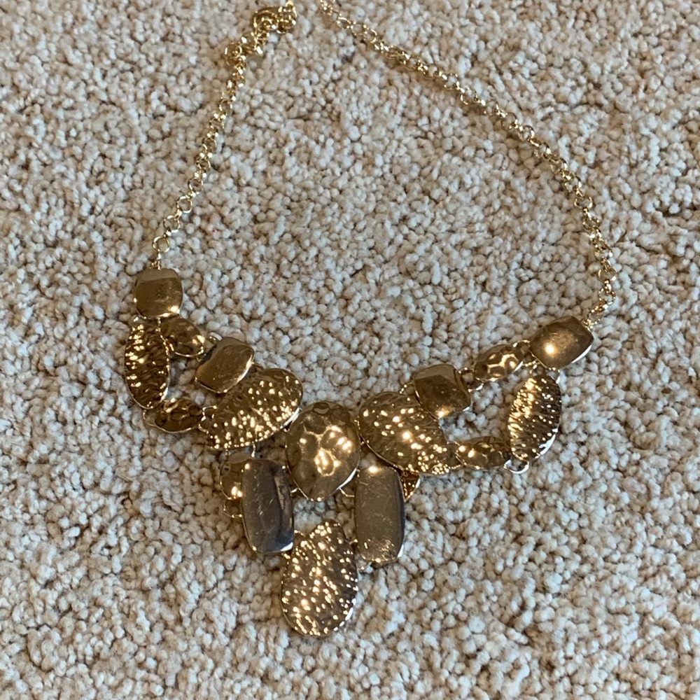 Gold necklace!